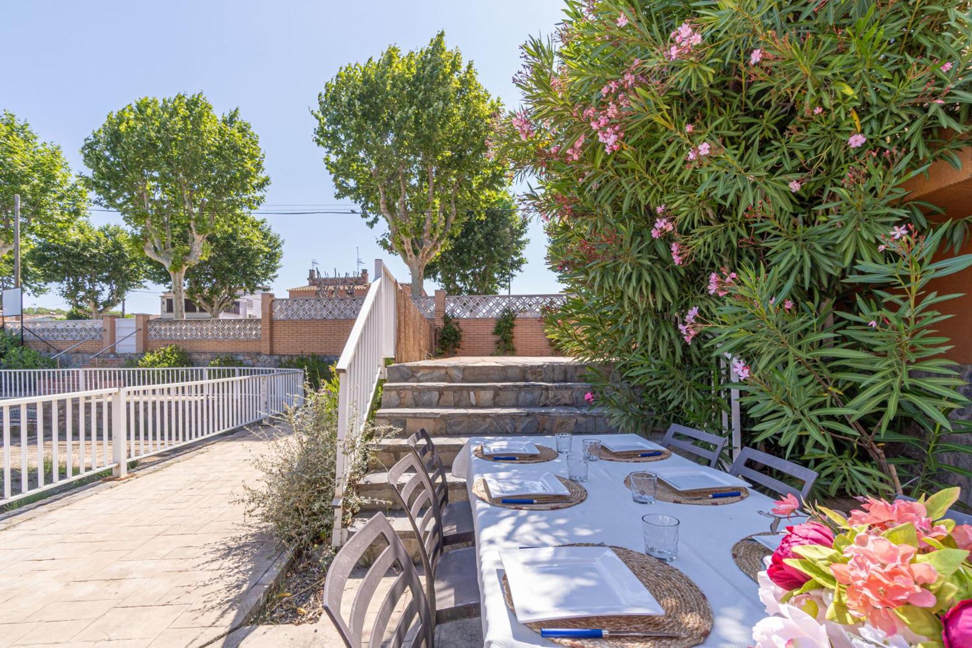 Jouvacations Villa Freser Empuriabrava Esterno foto